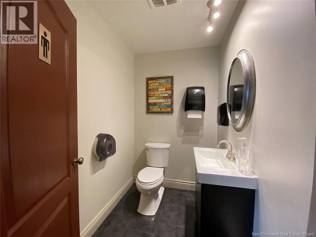 359 Victoria Street, Edmundston, New Brunswick  E3V 2K1 - Photo 33 - NB126923