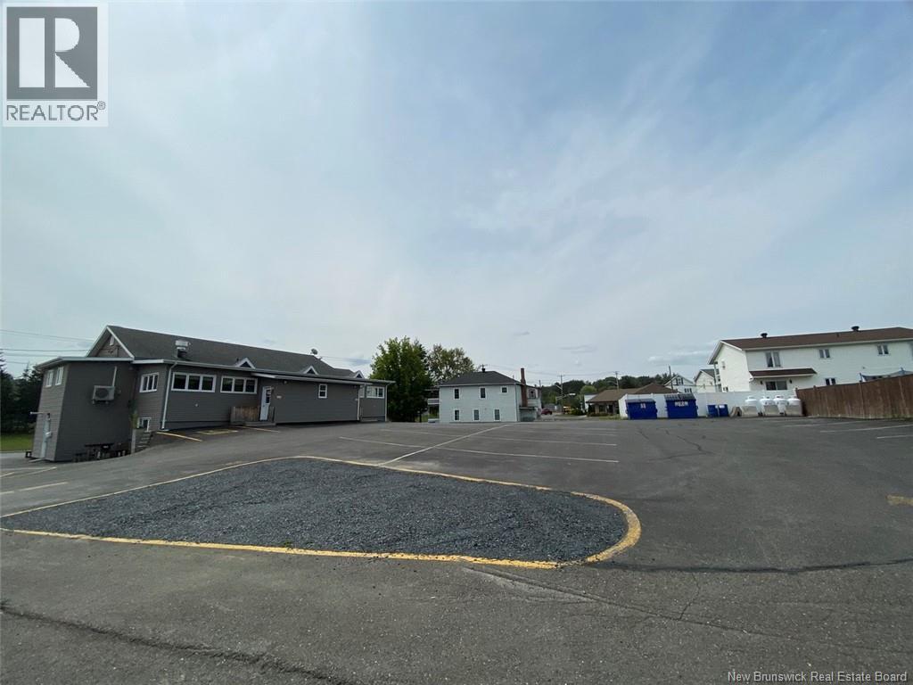359 Victoria Street, Edmundston, New Brunswick  E3V 2K1 - Photo 37 - NB126923