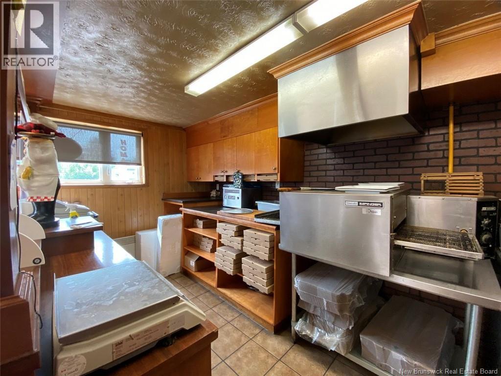 359 Victoria Street, Edmundston, New Brunswick  E3V 2K1 - Photo 8 - NB126923