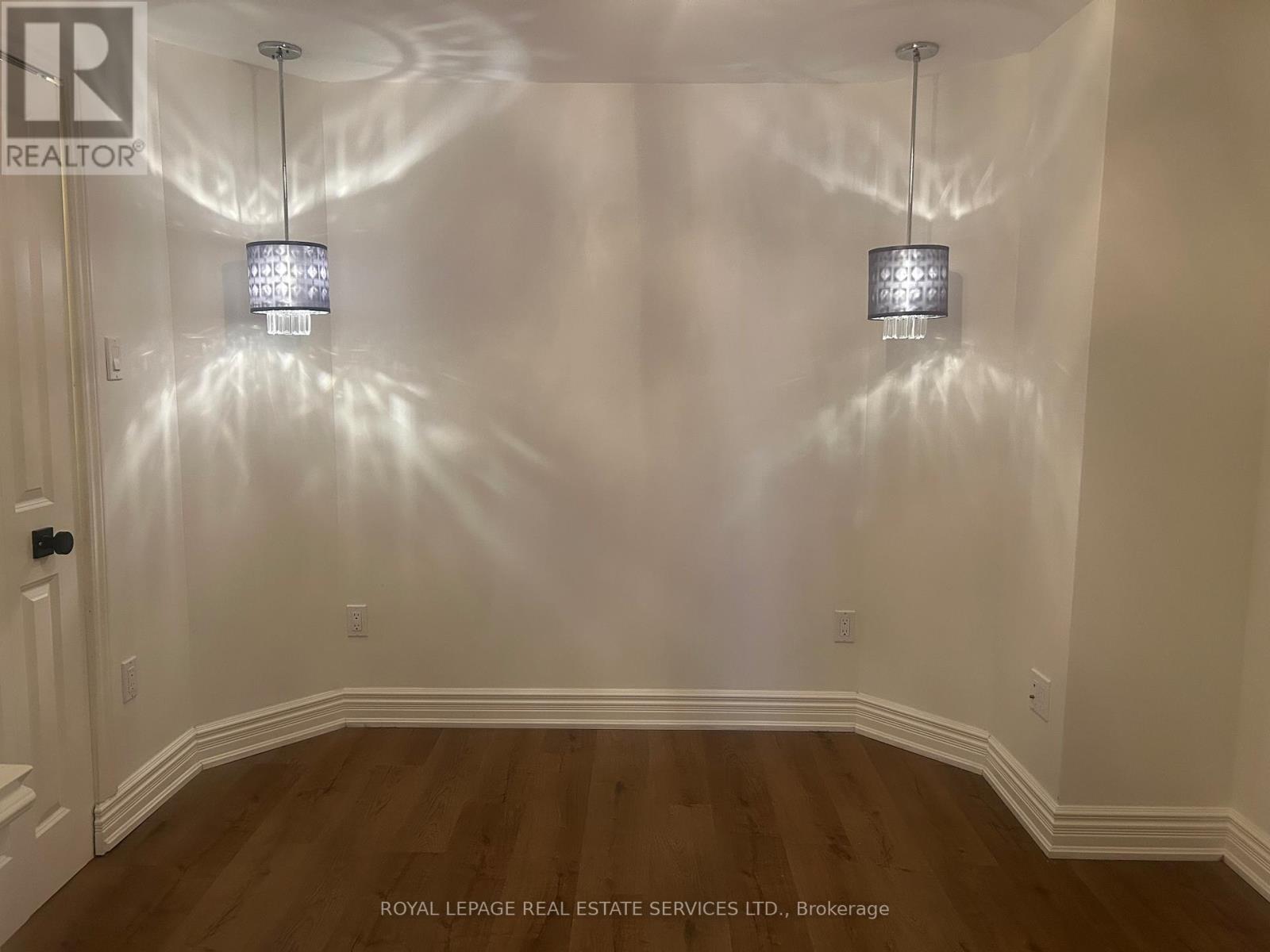 L - 33 Woodlawn Avenue E, Toronto, Ontario  M4T 1B9 - Photo 15 - C12409289