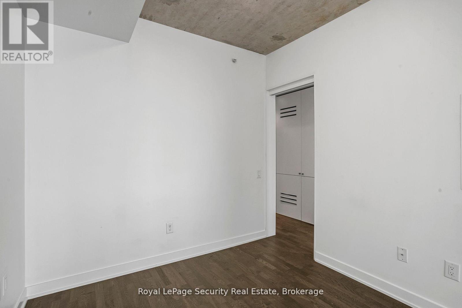 320 - 629 King Street, Toronto, Ontario  M5V 1M5 - Photo 11 - C12409356