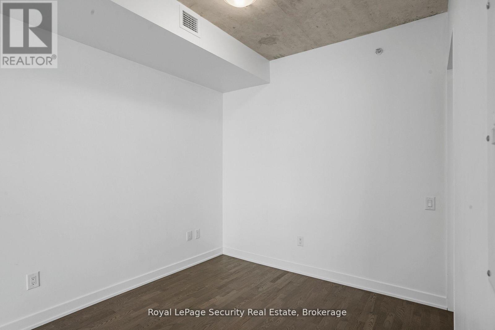 320 - 629 King Street, Toronto, Ontario  M5V 1M5 - Photo 12 - C12409356