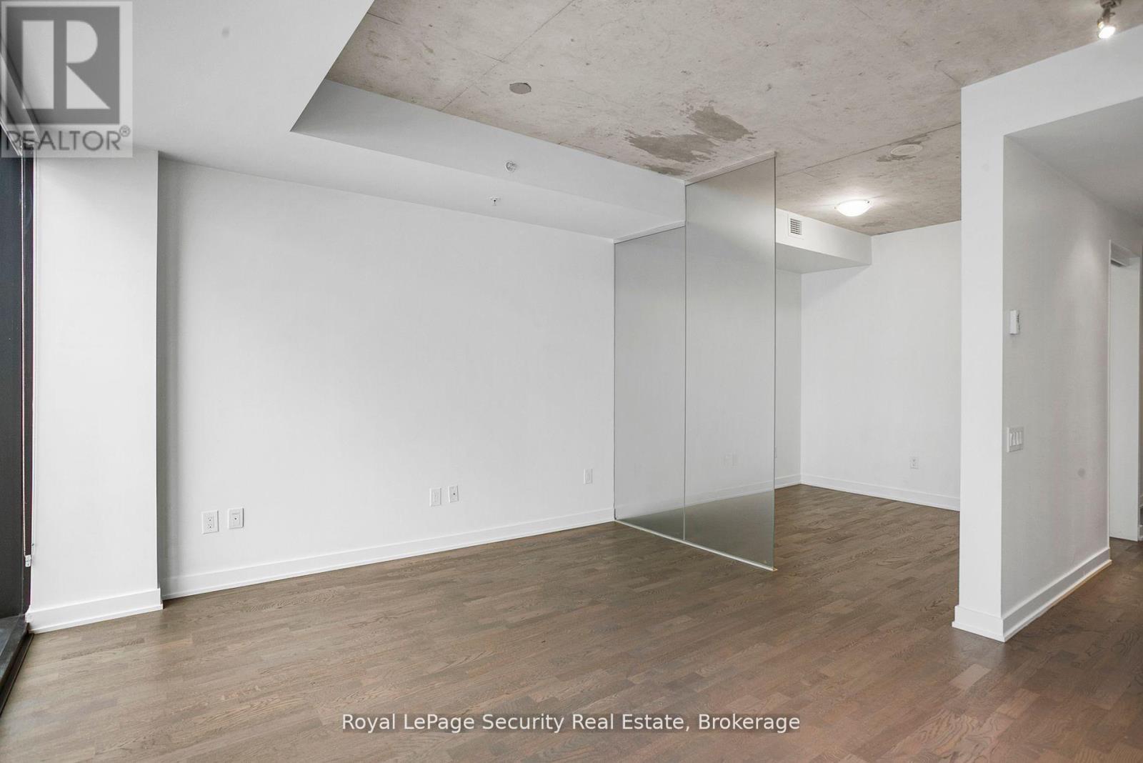 320 - 629 King Street, Toronto, Ontario  M5V 1M5 - Photo 18 - C12409356