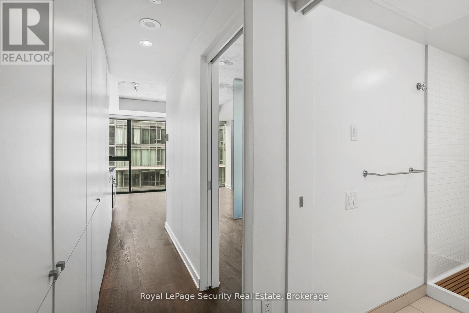 320 - 629 King Street, Toronto, Ontario  M5V 1M5 - Photo 6 - C12409356