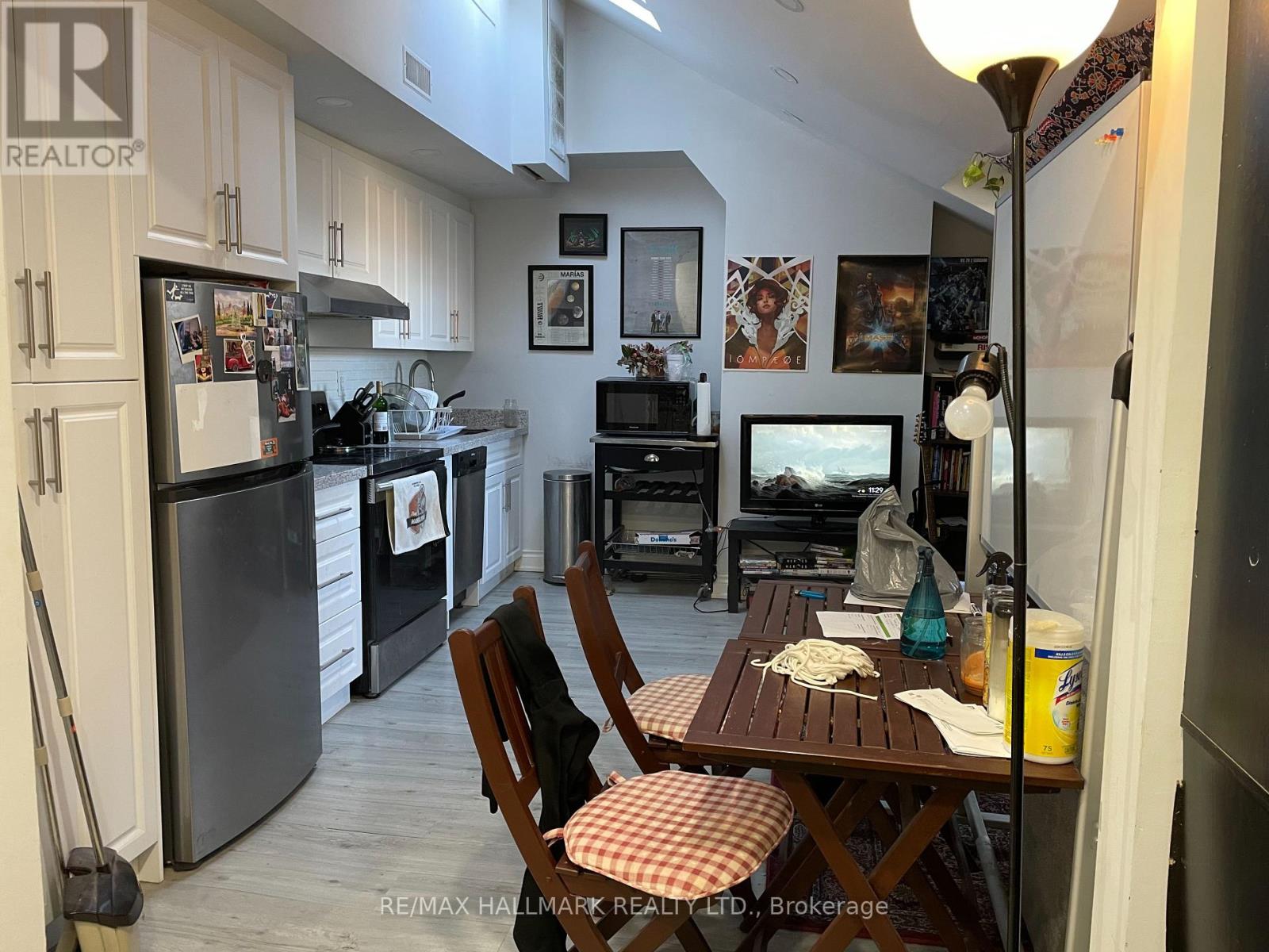 414 Dundas Street E, Toronto, Ontario  M5A 2A8 - Photo 21 - C12409389