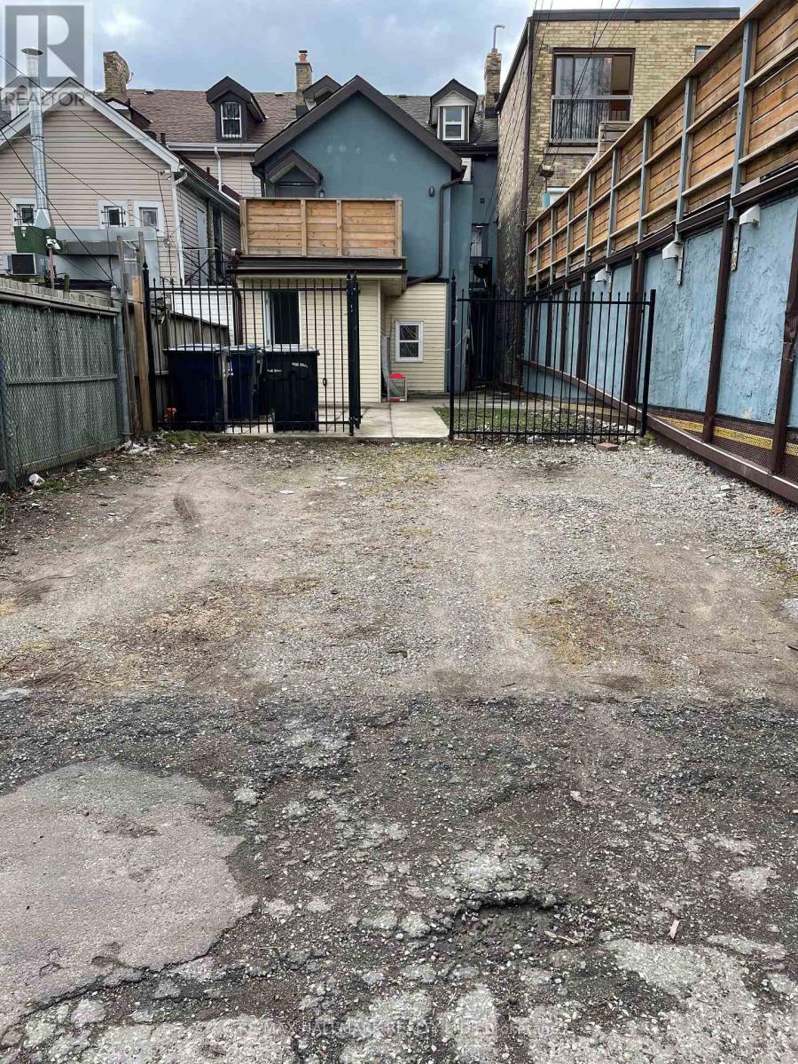 414 Dundas Street E, Toronto, Ontario  M5A 2A8 - Photo 31 - C12409389
