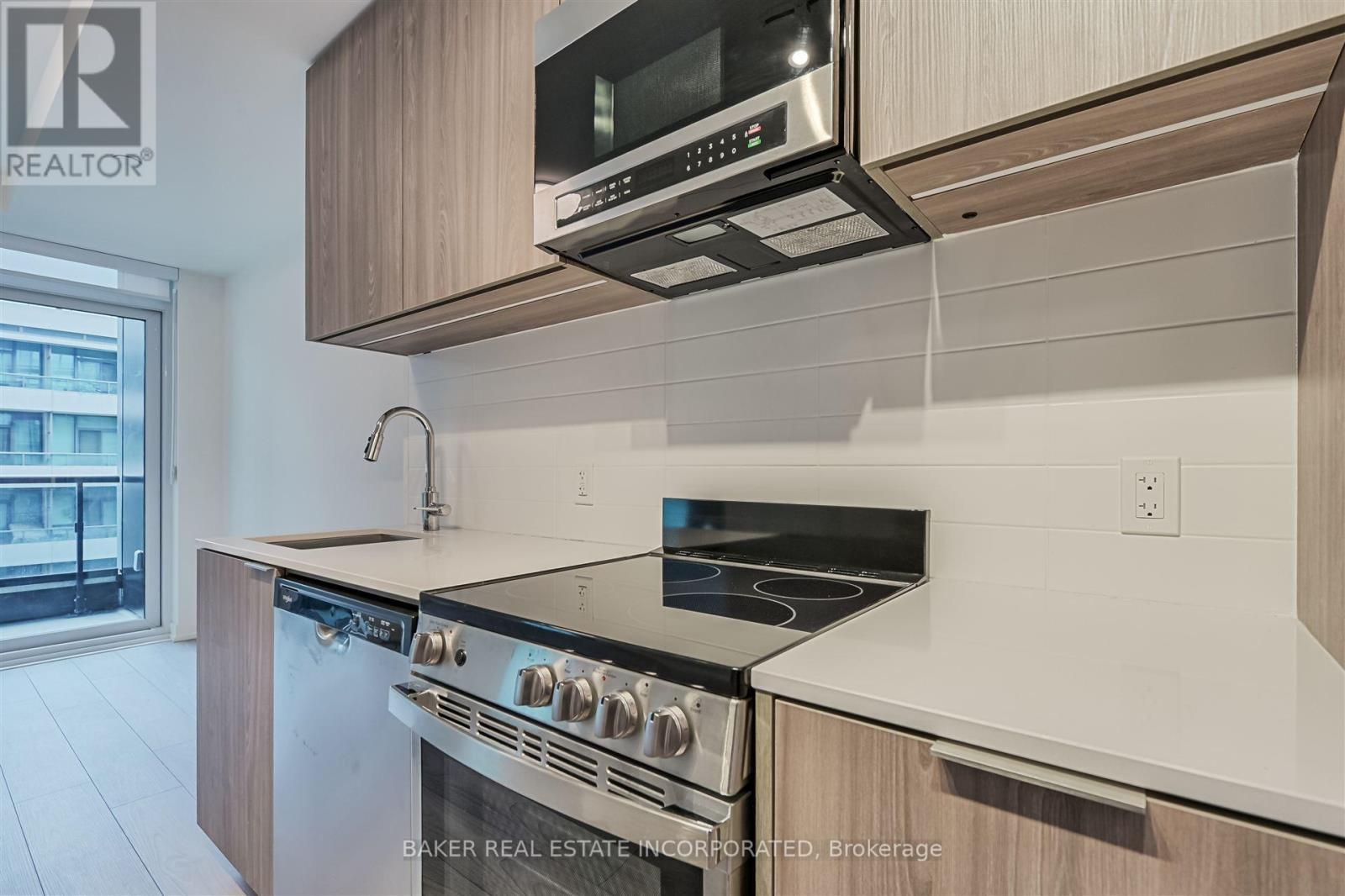 605 - 223 Redpath Avenue, Toronto, Ontario  M4P 0E8 - Photo 14 - C12409451