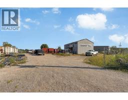 9 Middle Road, Maidstone, Ca