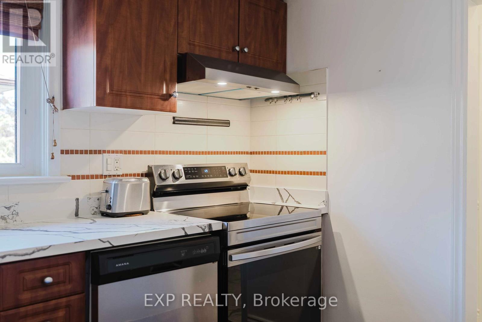 30 Ronway Crescent, Toronto, Ontario  M1J 2S2 - Photo 18 - E12409321