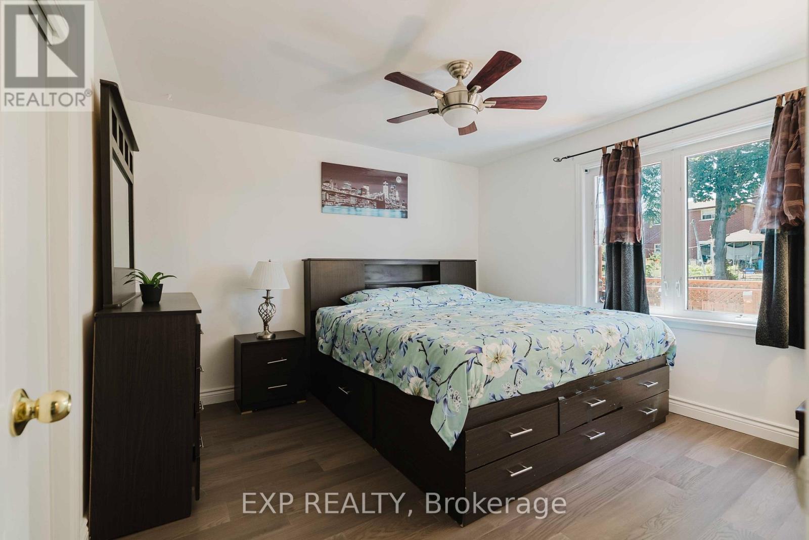 30 Ronway Crescent, Toronto, Ontario  M1J 2S2 - Photo 24 - E12409321