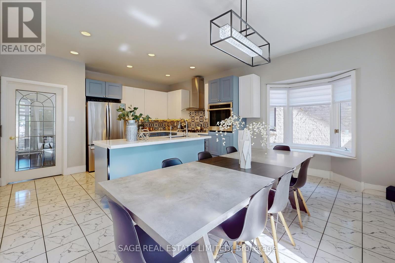 91 Twyn Rivers Drive, Pickering, Ontario  L1V 1E1 - Photo 15 - E12409370