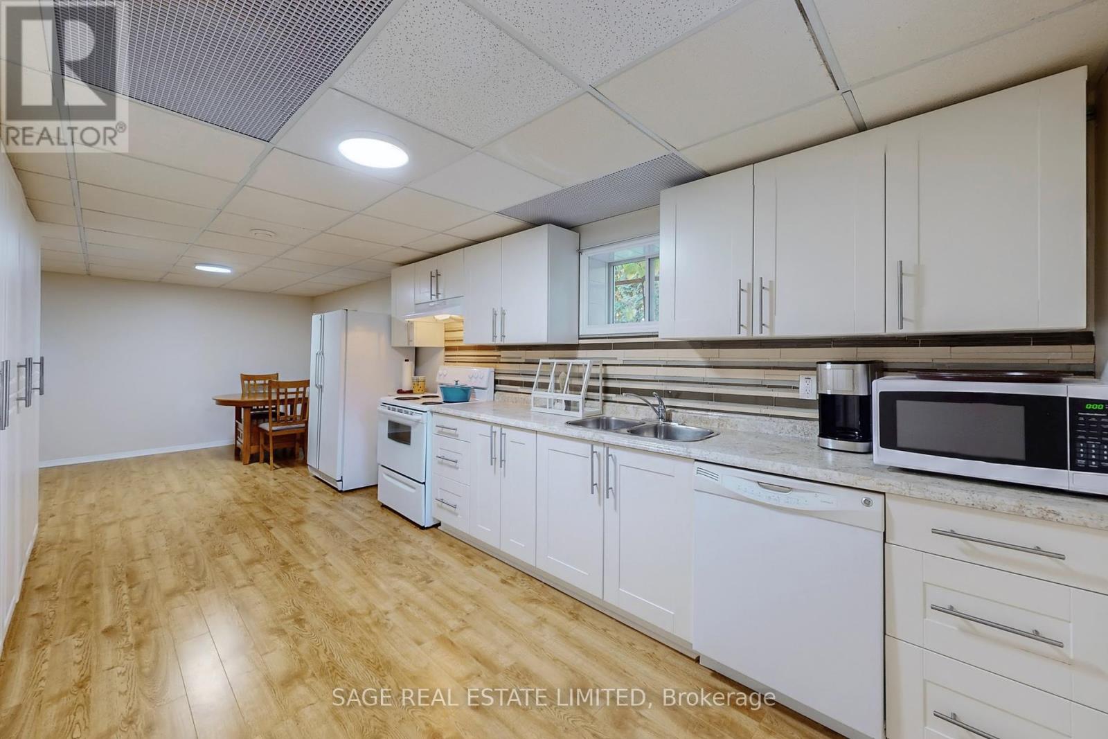 91 Twyn Rivers Drive, Pickering, Ontario  L1V 1E1 - Photo 37 - E12409370