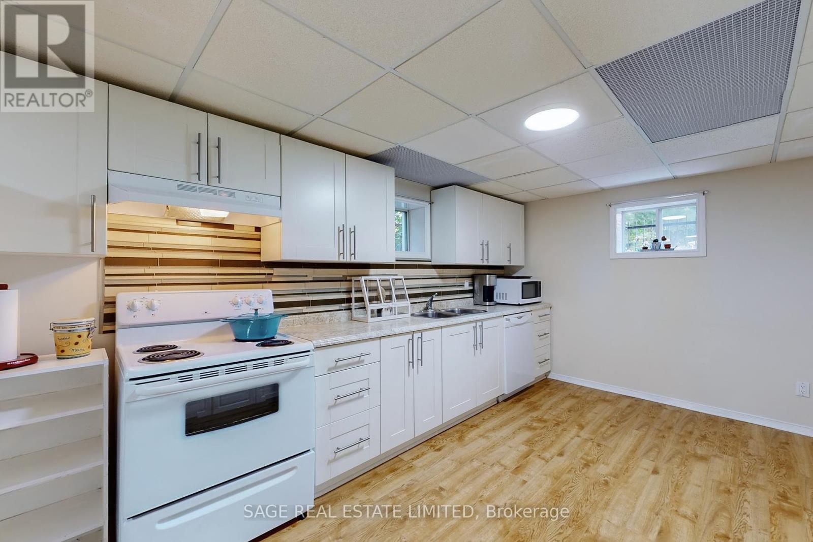 91 Twyn Rivers Drive, Pickering, Ontario  L1V 1E1 - Photo 38 - E12409370