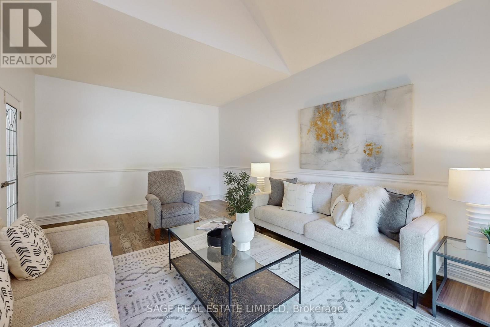 91 Twyn Rivers Drive, Pickering, Ontario  L1V 1E1 - Photo 7 - E12409370