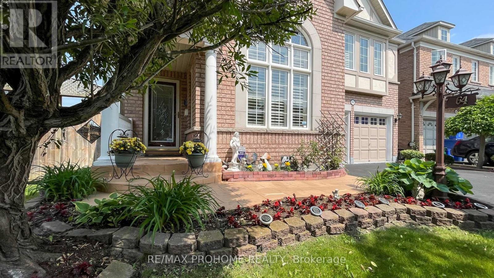 64 Grainger Crescent, Ajax (Northwest Ajax), Ontario  L1T 4Y6 - Photo 5 - E12409425