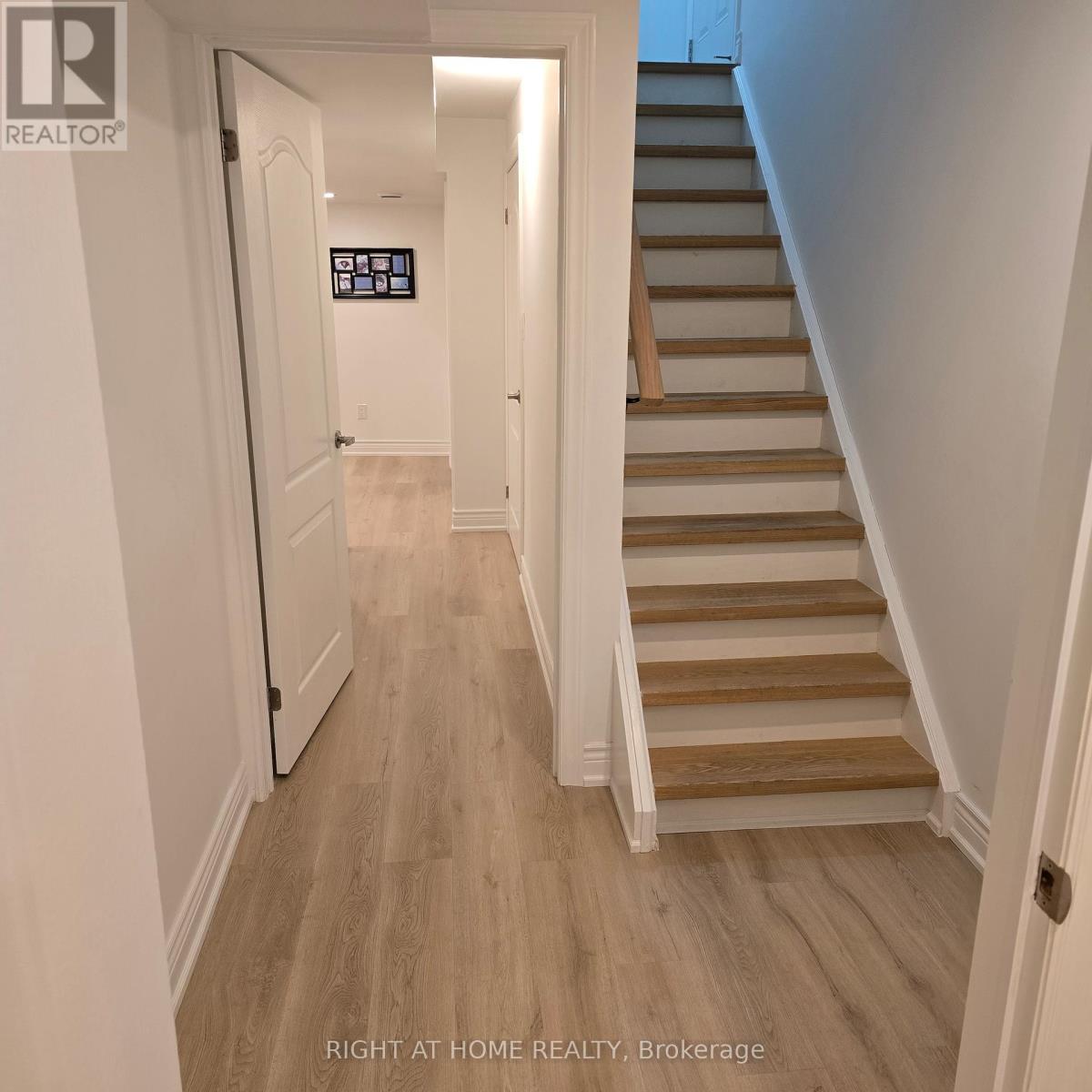 8 Samba Street, Richmond Hill, Ontario  L4E 0Z8 - Photo 9 - N12392769
