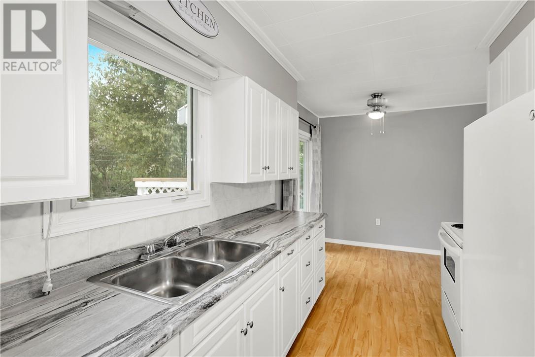675 Brophy Street, Massey, Ontario  P0P 1P0 - Photo 14 - 2124765