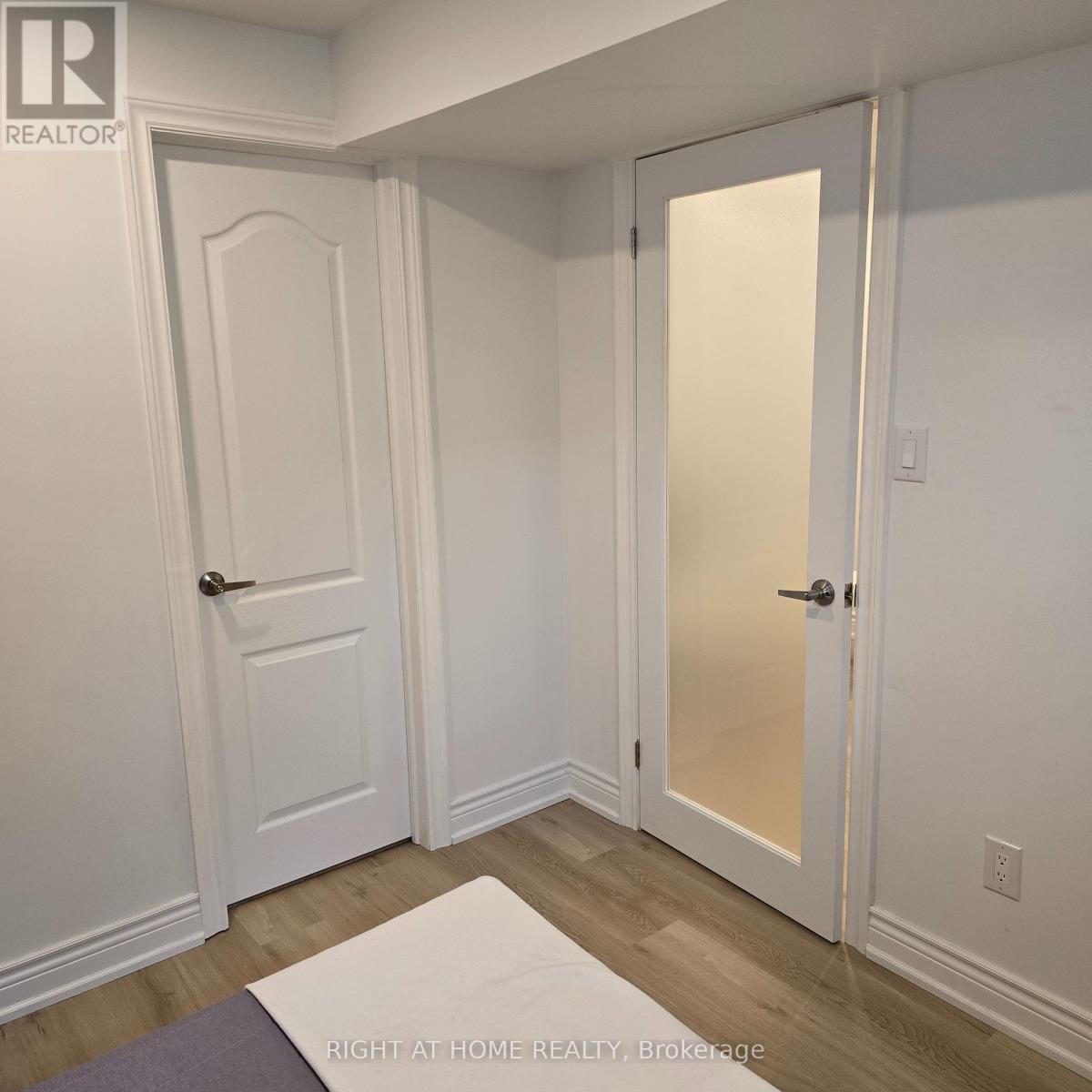 8 Samba Street, Richmond Hill, Ontario  L4E 0Z8 - Photo 12 - N12392769