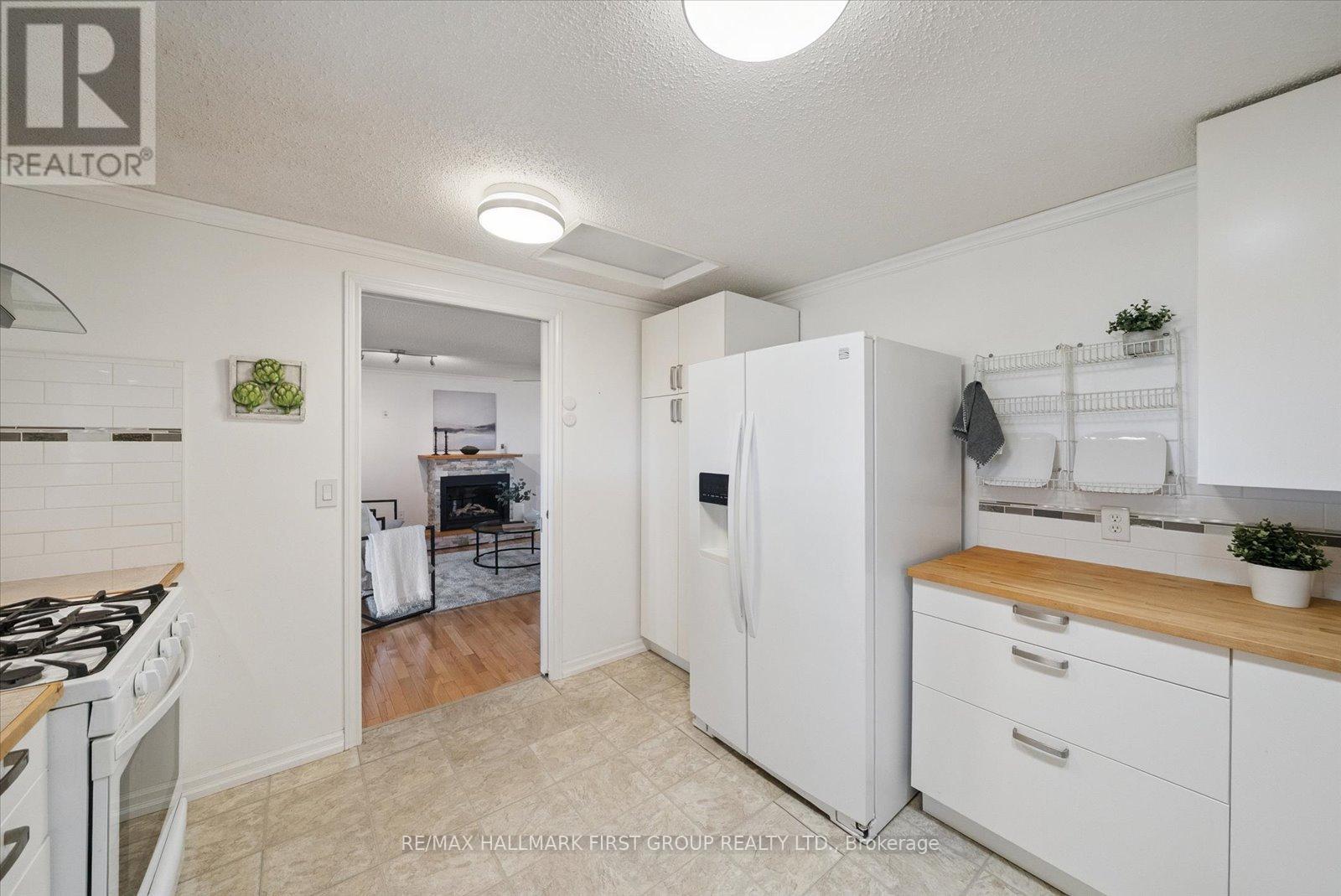 27 Wilmot Trail, Clarington, Ontario  L1B 1A1 - Photo 12 - E12409557