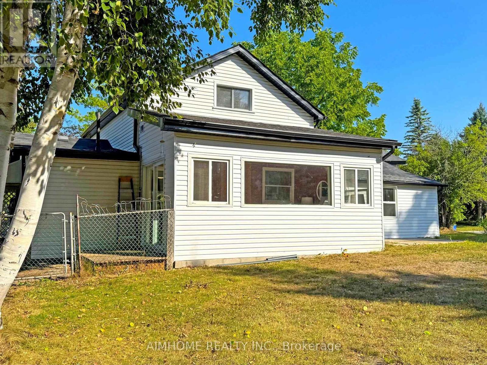 15 Main Street, Georgina, Ontario  L0E 1N0 - Photo 46 - N12409444