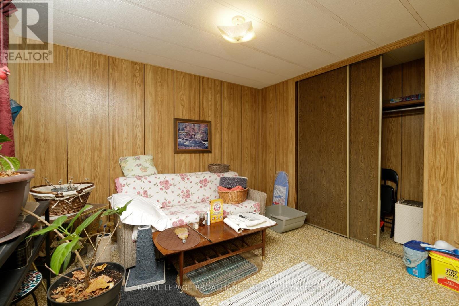 15 Thrush Lane, Quinte West, Ontario  K8N 4Z3 - Photo 12 - X12409551