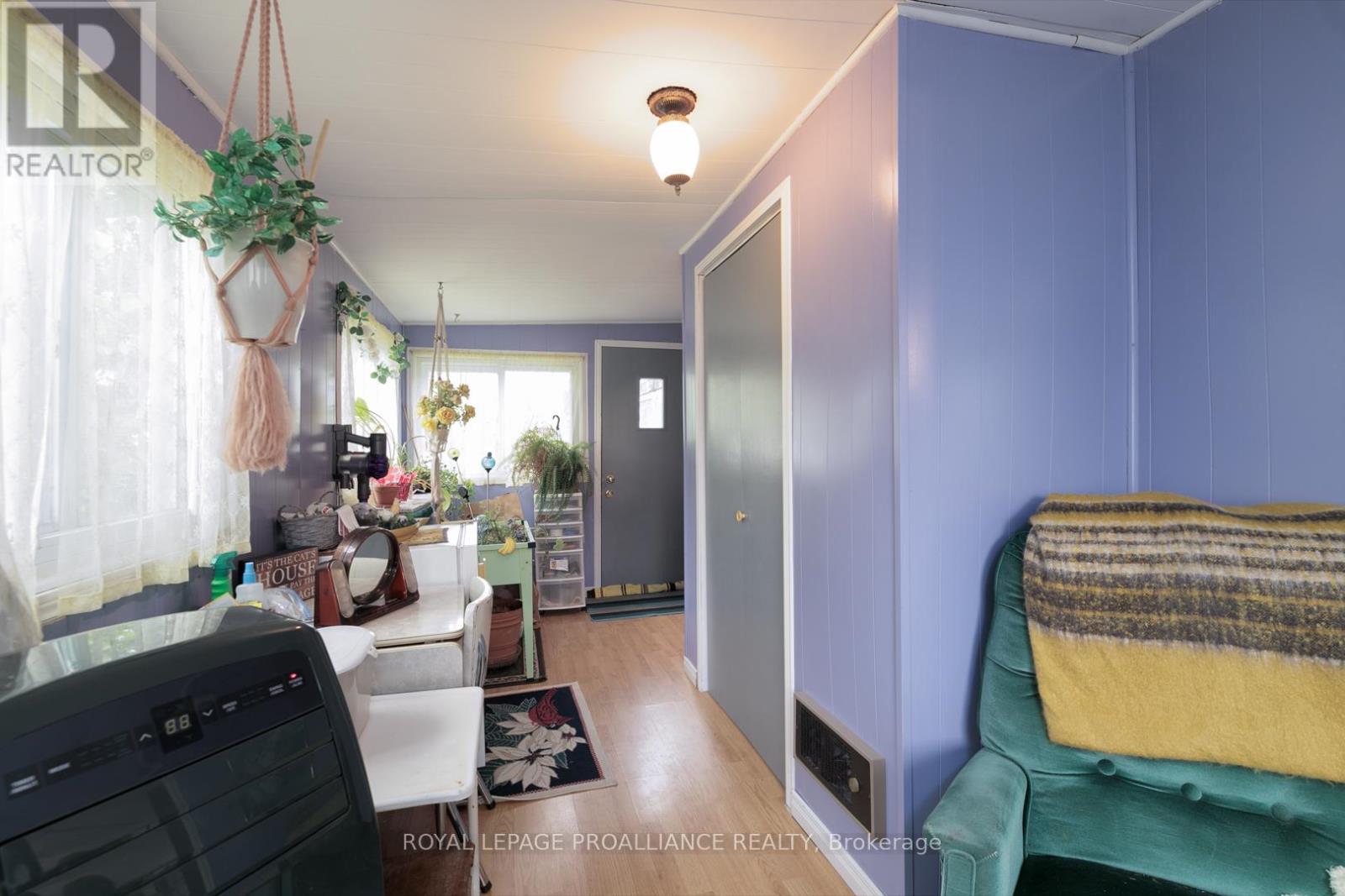 15 Thrush Lane, Quinte West, Ontario  K8N 4Z3 - Photo 3 - X12409551