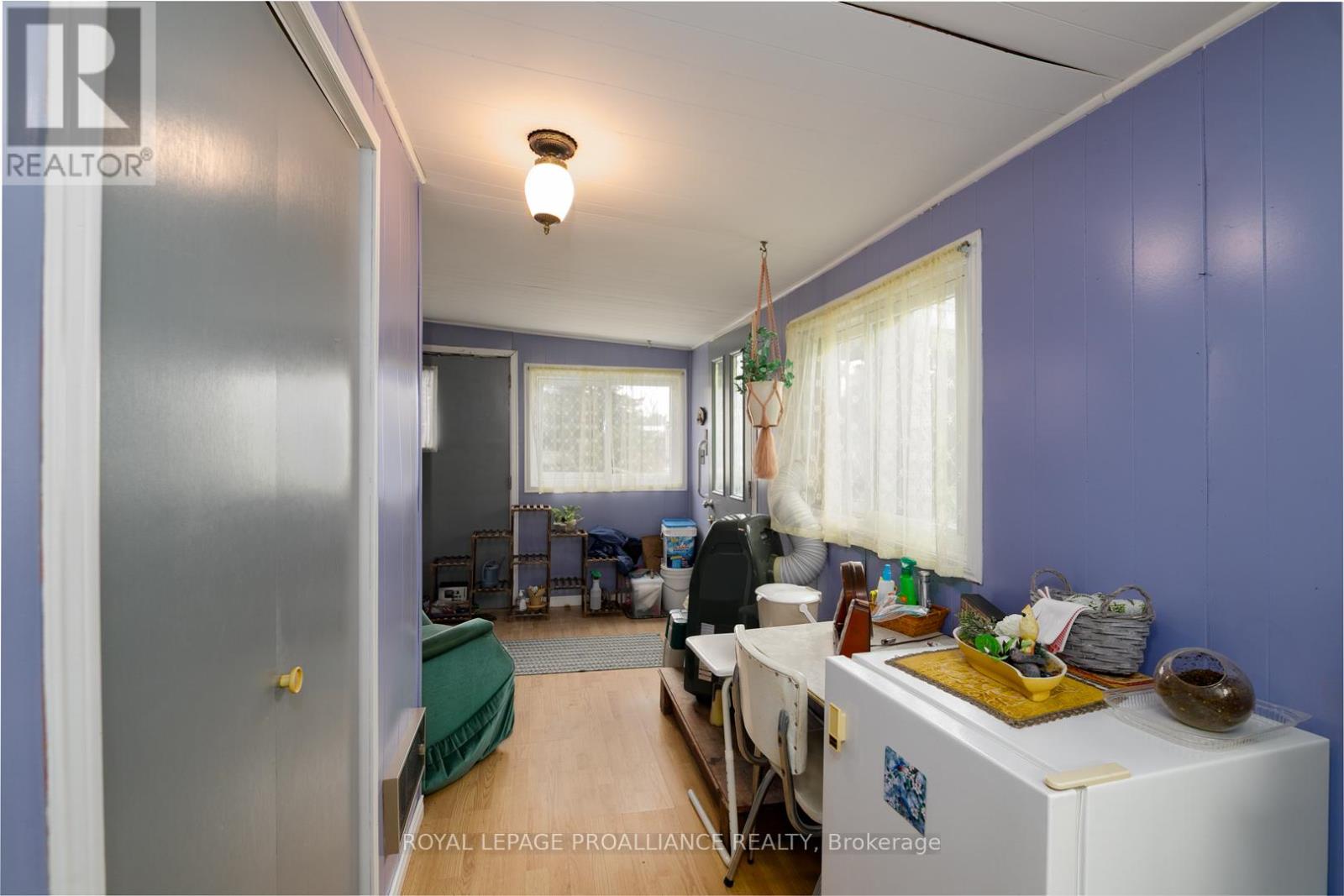 15 Thrush Lane, Quinte West, Ontario  K8N 4Z3 - Photo 4 - X12409551