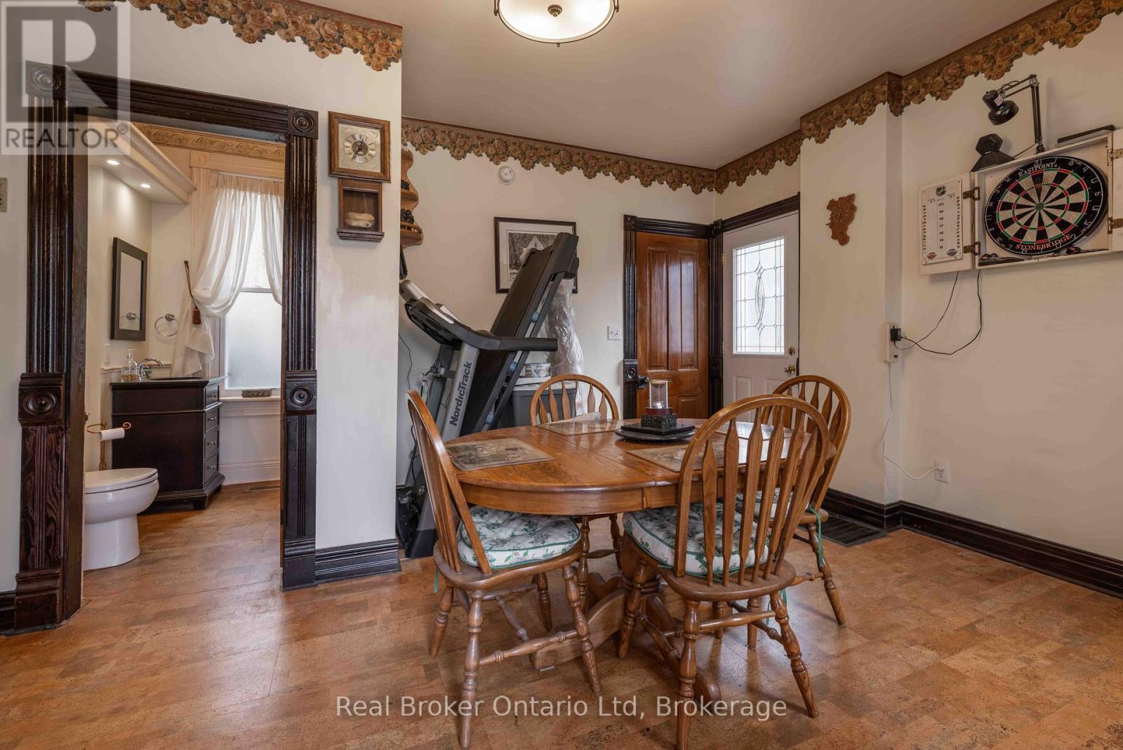 295 Livingstone Avenue N, North Perth, Ontario  N4W 1P8 - Photo 13 - X12405800
