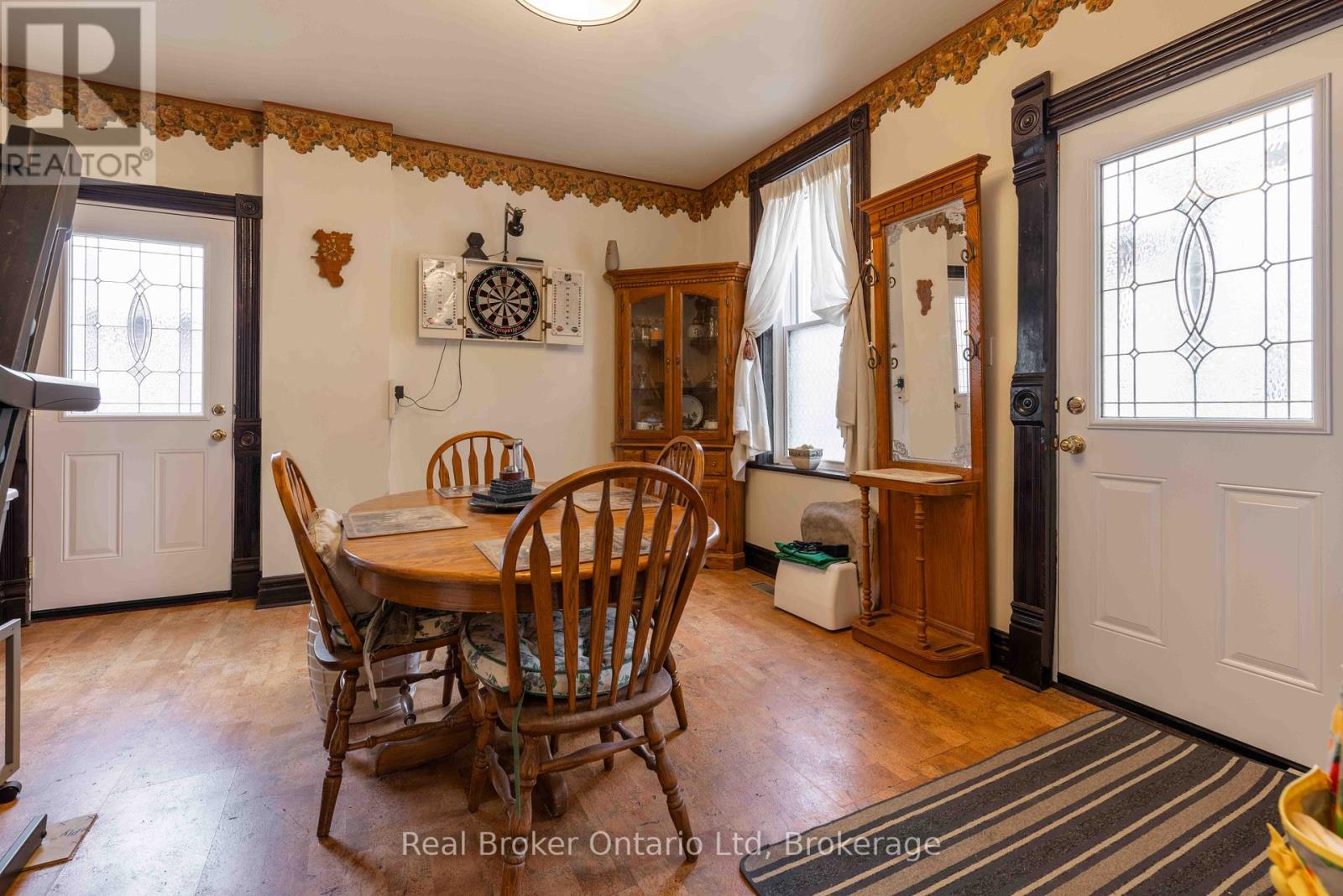295 Livingstone Avenue N, North Perth, Ontario  N4W 1P8 - Photo 15 - X12405800