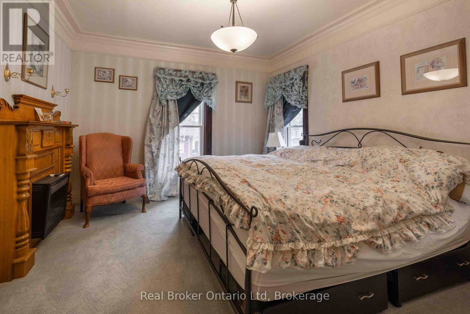 295 Livingstone Avenue N, North Perth, Ontario  N4W 1P8 - Photo 23 - X12405800