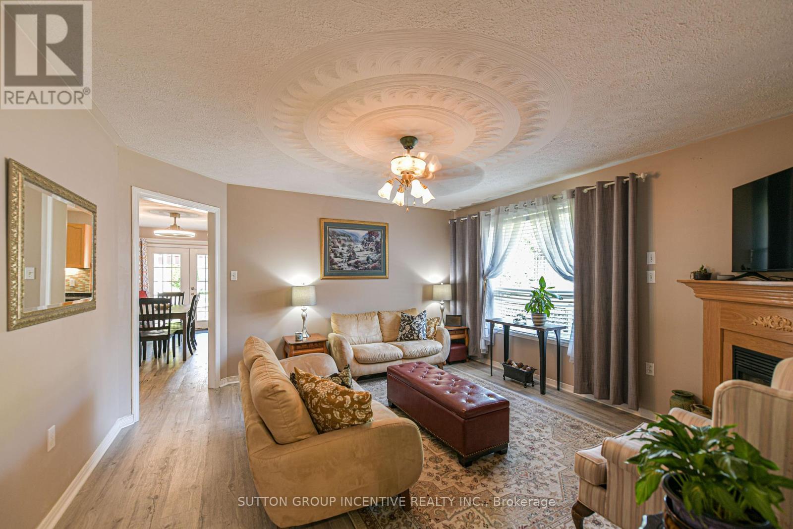78 Vanessa Drive, Orillia, Ontario  L3V 7X1 - Photo 6 - S12409266