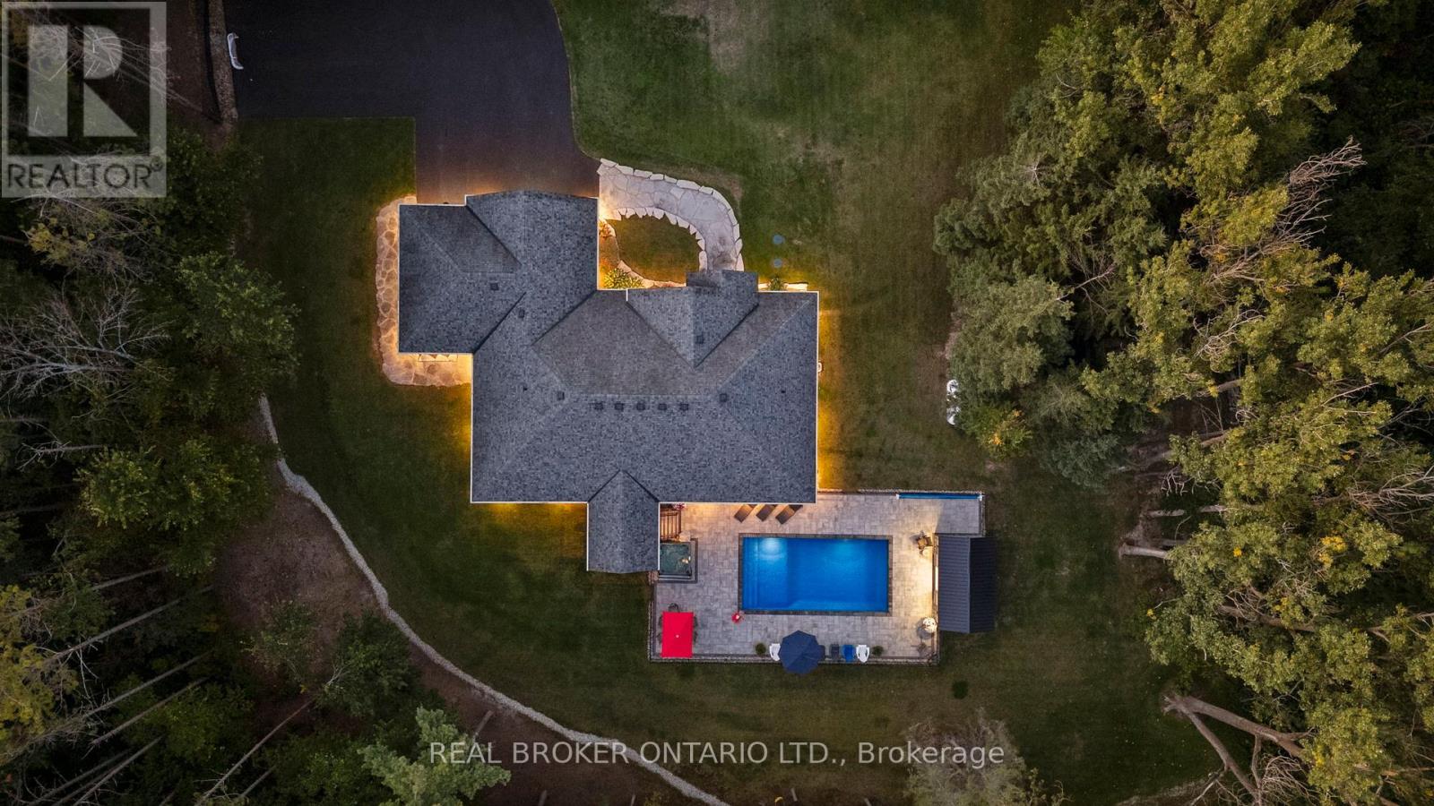 49 Sydenham Trail W, Clearview, Ontario  L0M 1H0 - Photo 49 - S12409351