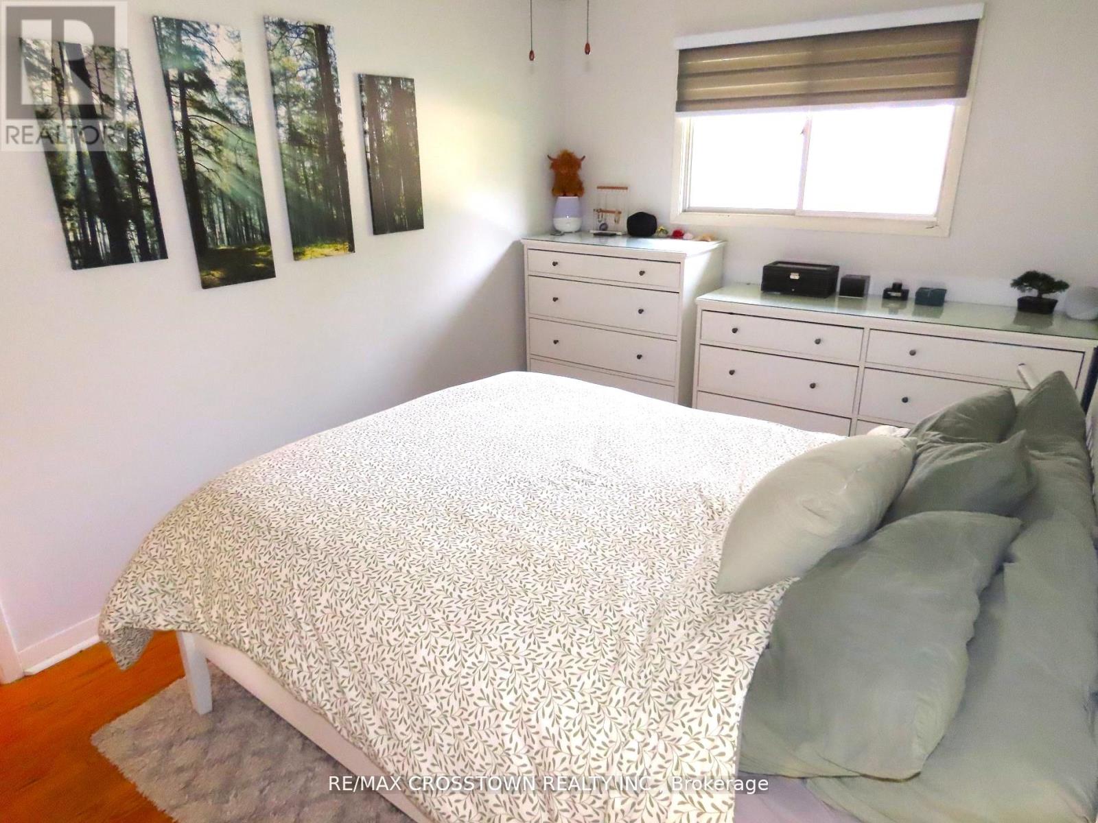 1009 Everton Road, Midland, Ontario  L4R 5H7 - Photo 12 - S12409361