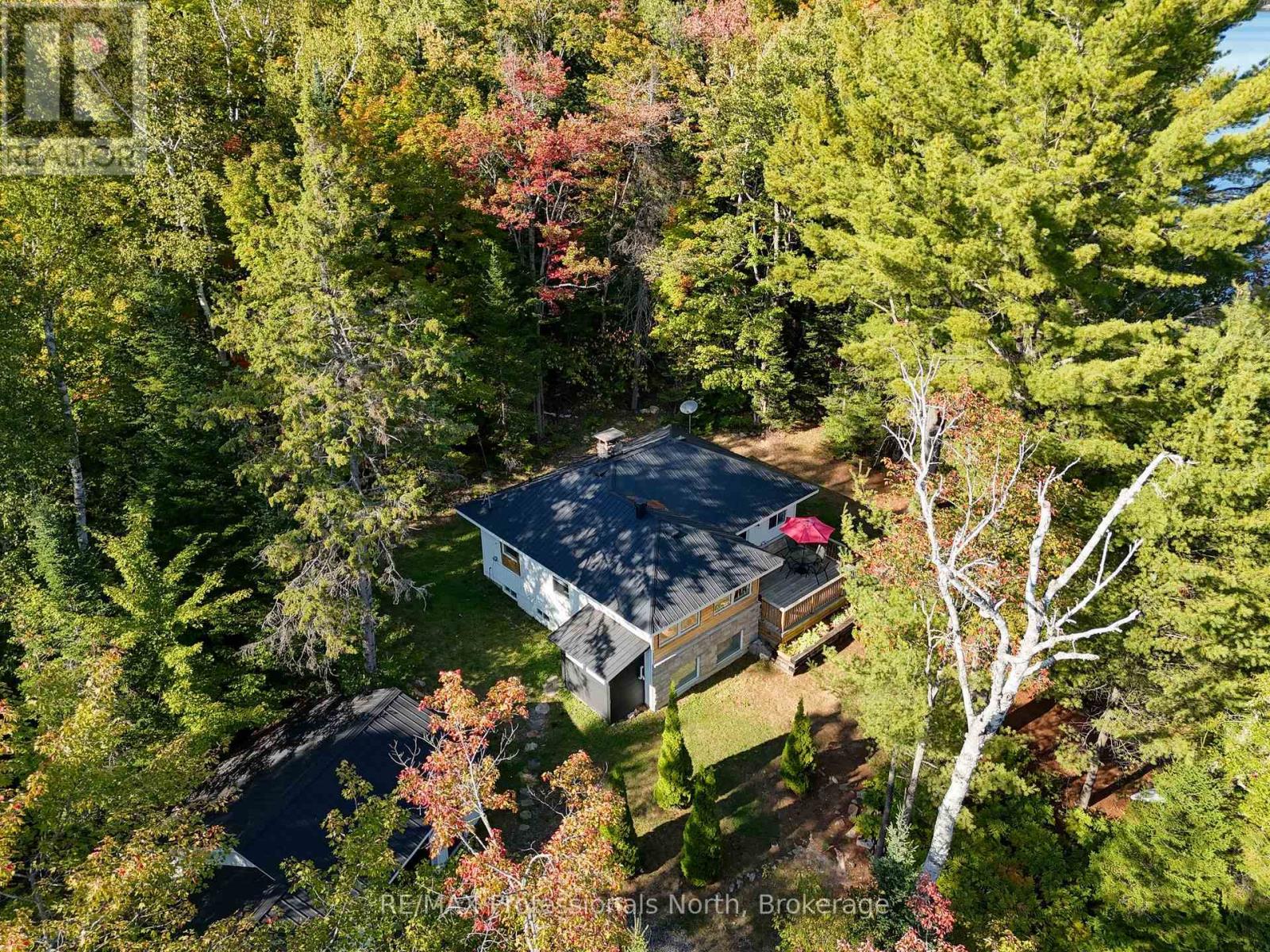 1046 PINE LAKE SHORES PRIVATE, Bracebridge, Ontario