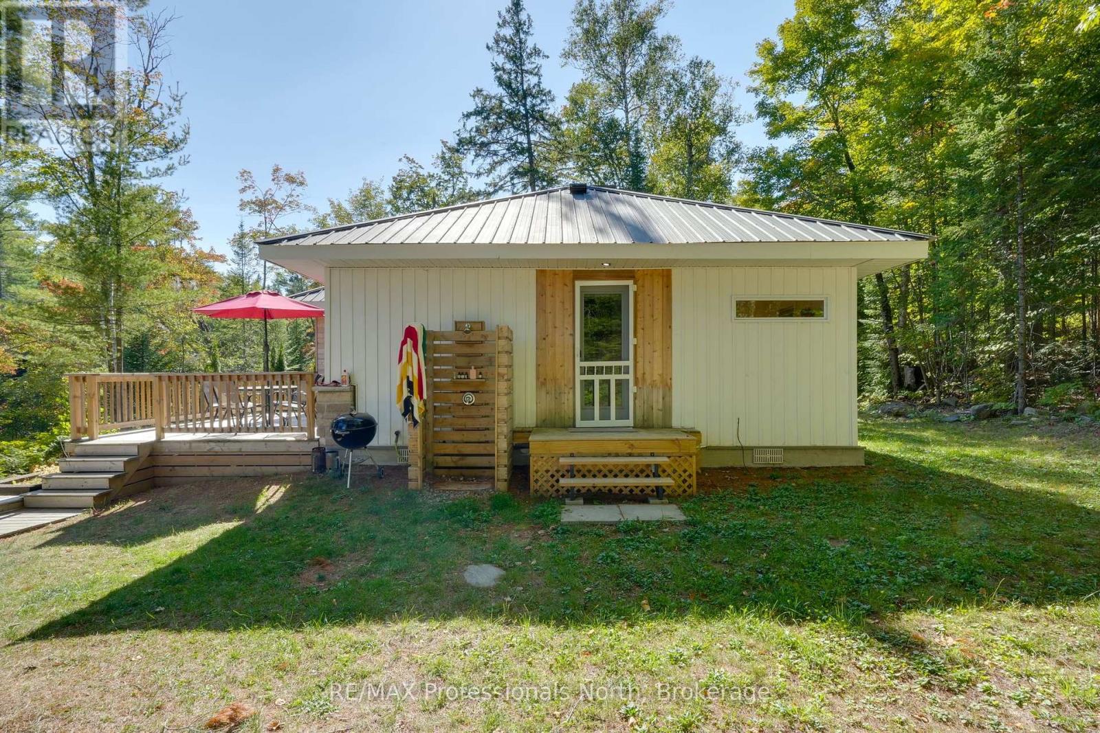 1046 Pine Lake Shores Private, Bracebridge, Ontario  P0B 1A0 - Photo 10 - X12409477