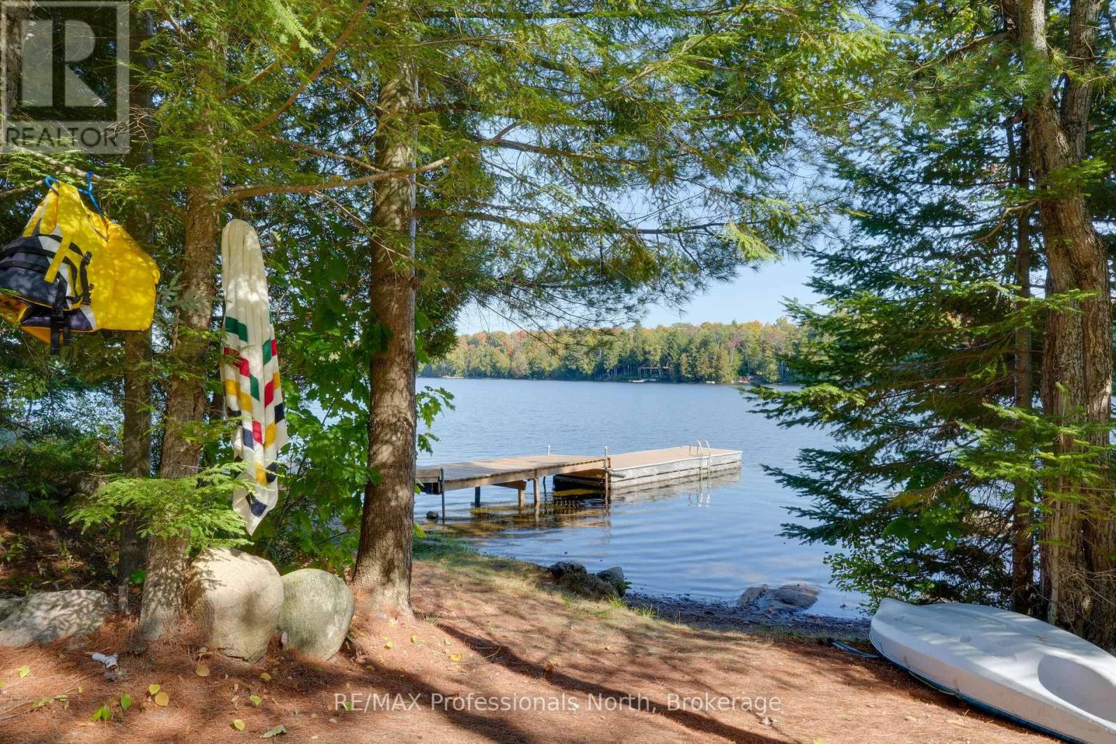 1046 Pine Lake Shores Private, Bracebridge, Ontario  P0B 1A0 - Photo 2 - X12409477