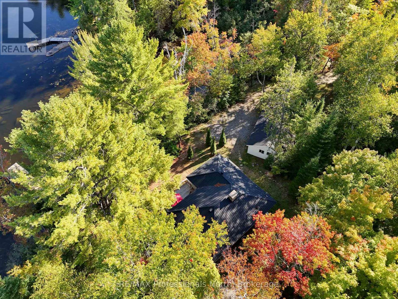1046 Pine Lake Shores Private, Bracebridge, Ontario  P0B 1A0 - Photo 24 - X12409477