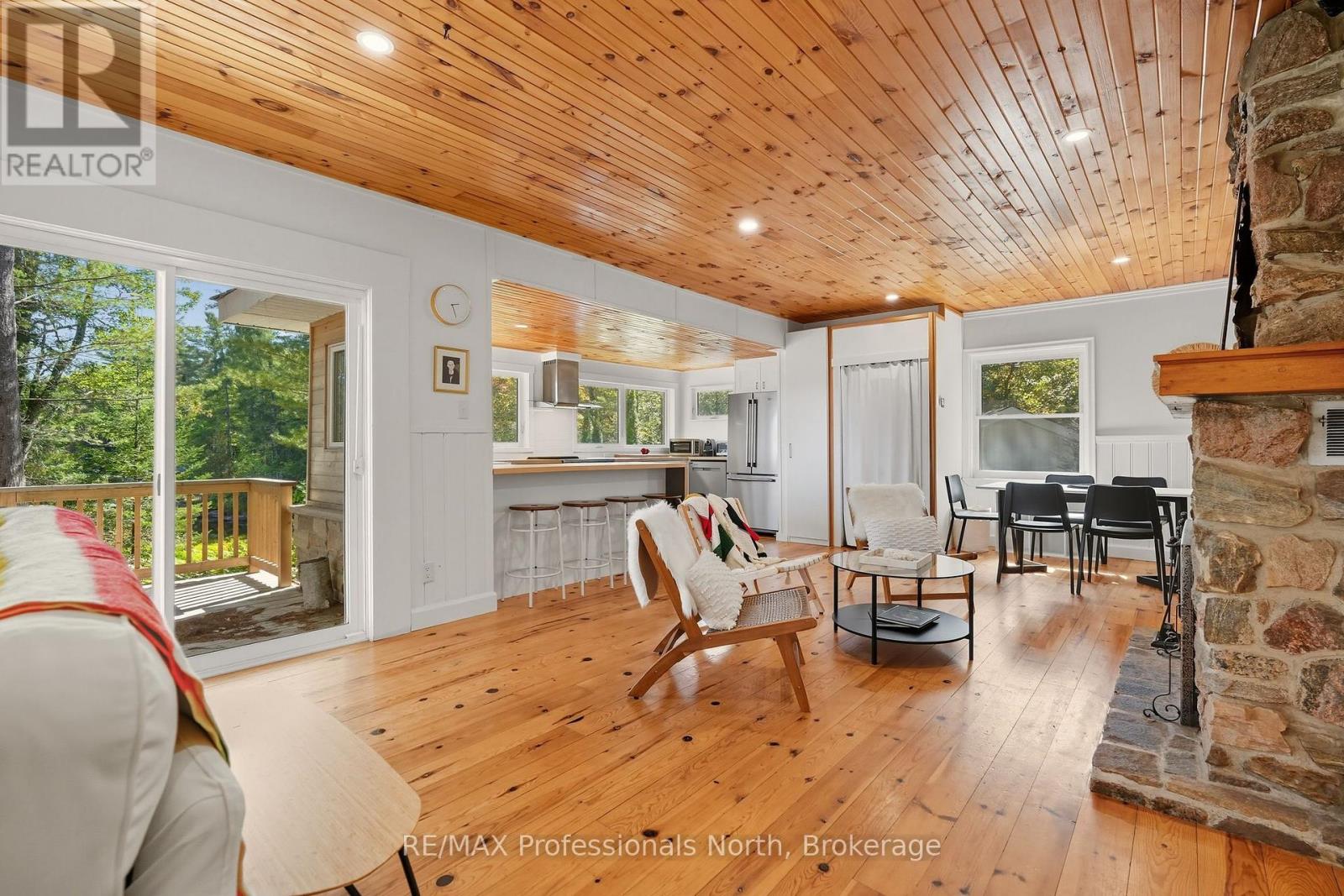 1046 Pine Lake Shores Private, Bracebridge, Ontario  P0B 1A0 - Photo 30 - X12409477