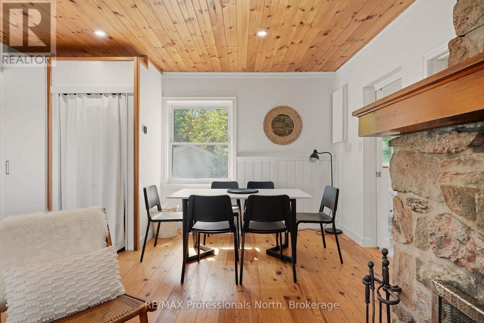 1046 Pine Lake Shores Private, Bracebridge, Ontario  P0B 1A0 - Photo 31 - X12409477