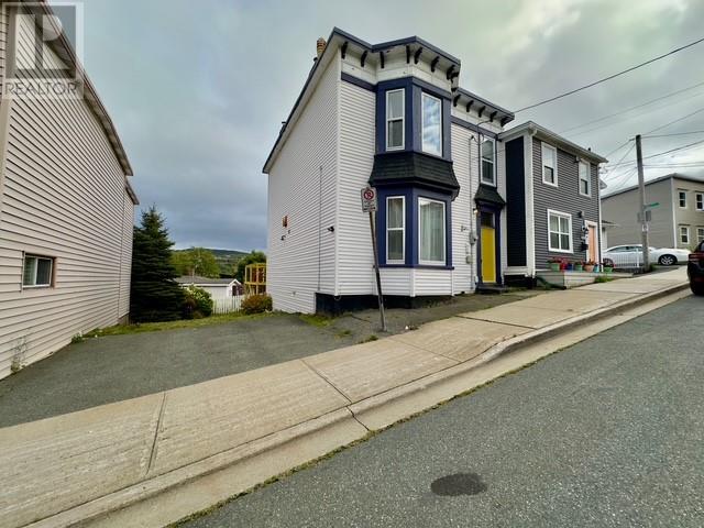 143 Pleasant Street, St John's, Newfoundland & Labrador   - Photo 2 - 1289825