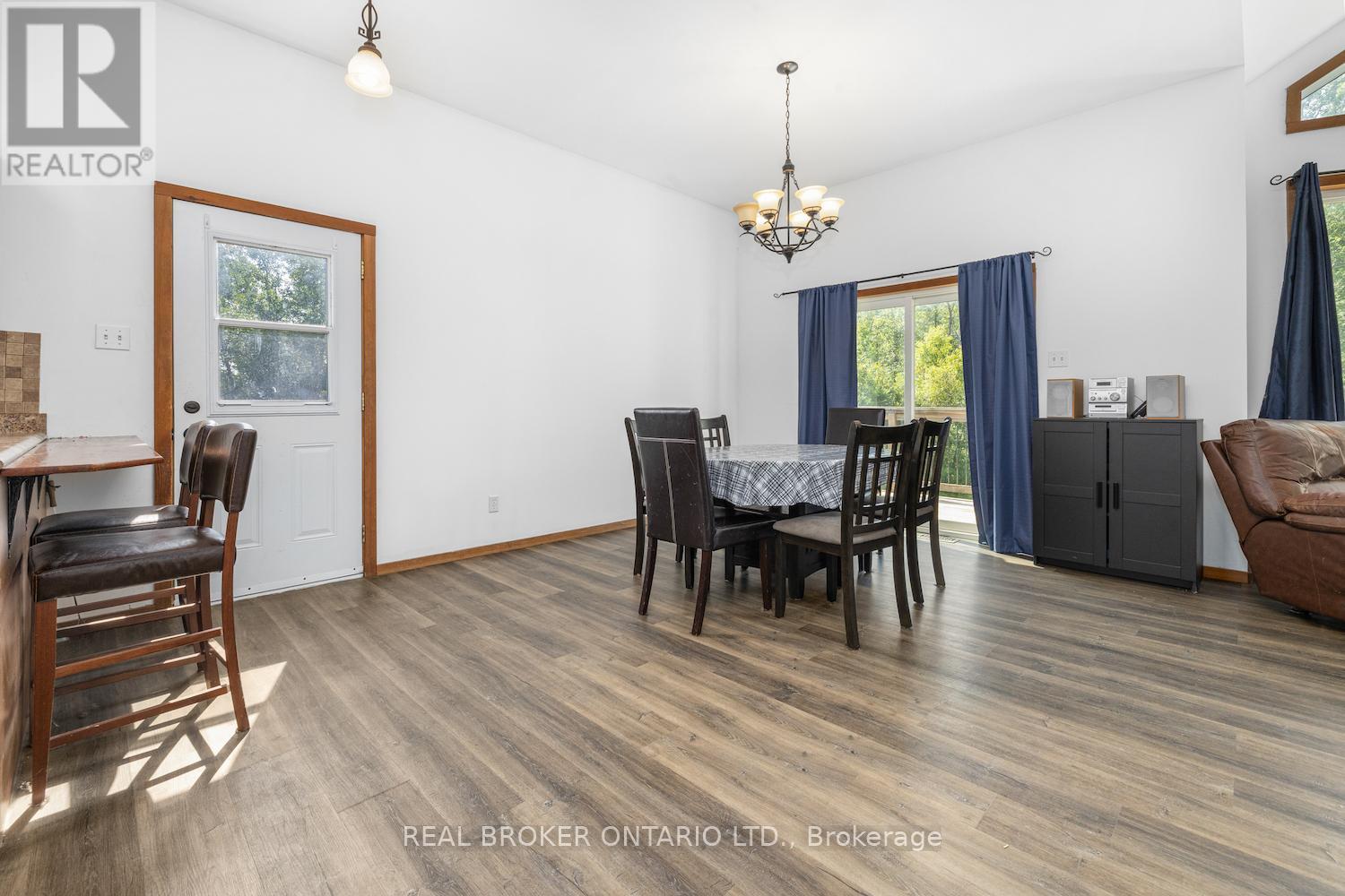 323 County Road 18 Road, North Grenville, Ontario  K0G 1T0 - Photo 13 - X12409499