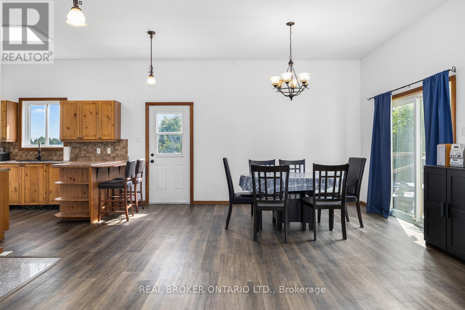 323 County Road 18 Road, North Grenville, Ontario  K0G 1T0 - Photo 14 - X12409499