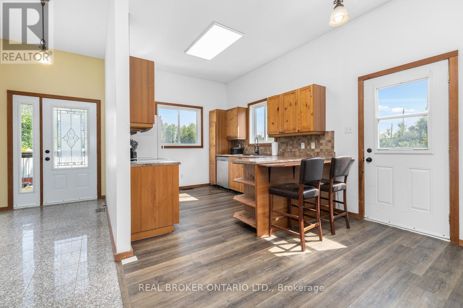 323 County Road 18 Road, North Grenville, Ontario  K0G 1T0 - Photo 7 - X12409499