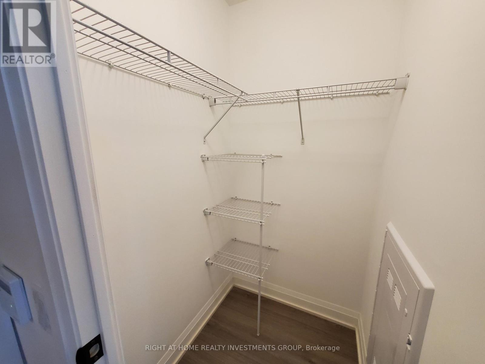 506 - 60 George Butchart Drive, Toronto, Ontario  M3K 0E1 - Photo 11 - W12409279