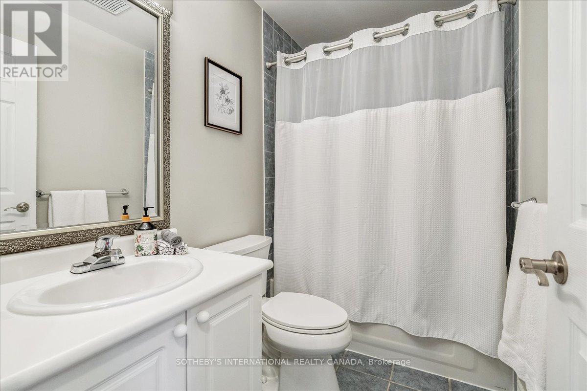 3362 Eglinton Avenue W, Mississauga, Ontario  L5M 7P2 - Photo 15 - W12409367
