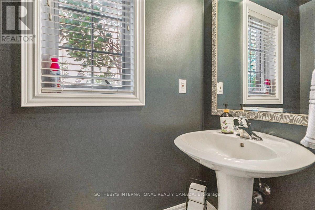 3362 Eglinton Avenue W, Mississauga, Ontario  L5M 7P2 - Photo 8 - W12409367