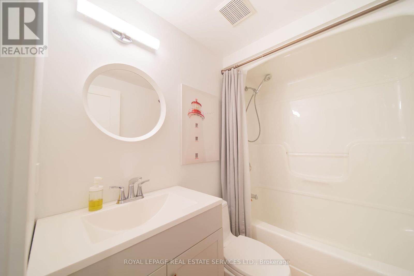 2331 Ontario Street, Oakville, Ontario  L6L 1A5 - Photo 25 - W12409368