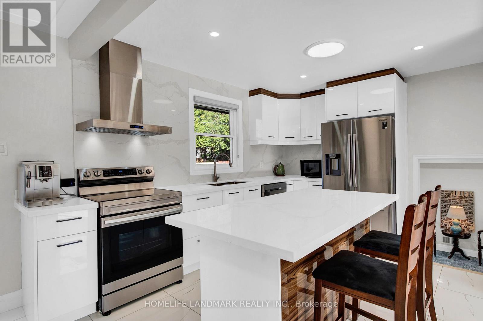 431 Walker's Line, Burlington, Ontario  L7N 2C9 - Photo 12 - W12409407