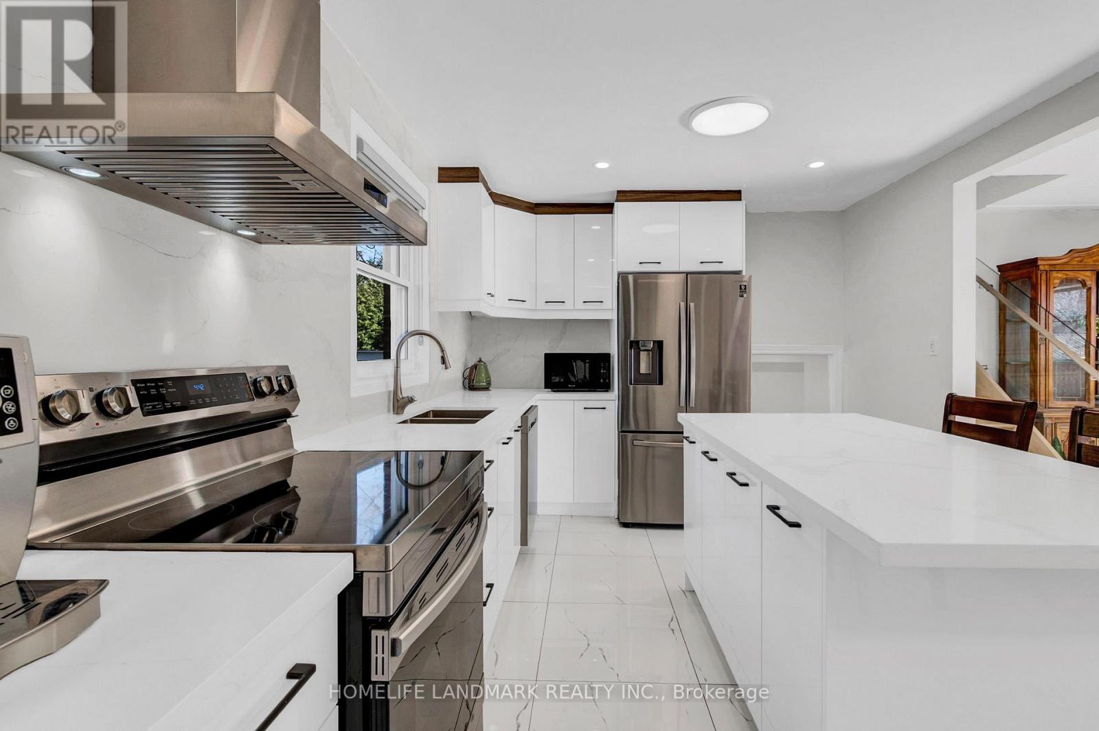 431 Walker's Line, Burlington, Ontario  L7N 2C9 - Photo 13 - W12409407