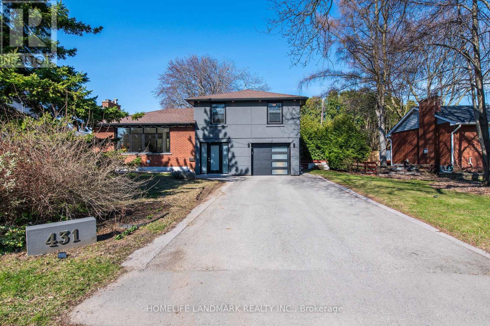 431 Walker's Line, Burlington, Ontario  L7N 2C9 - Photo 2 - W12409407